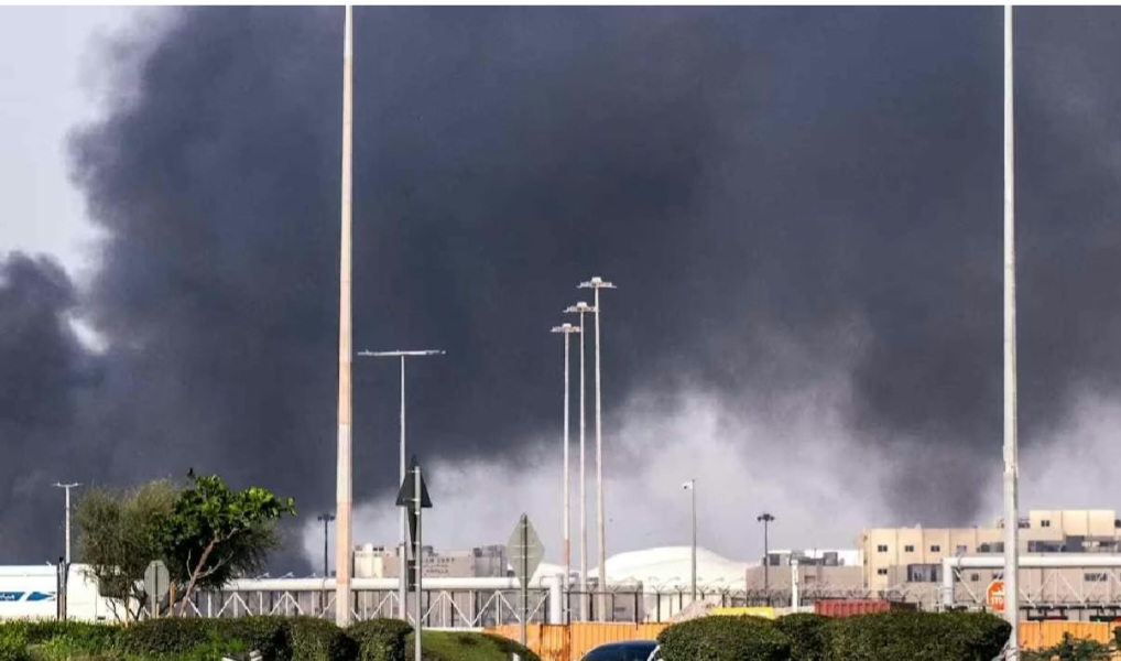 Tensions in Iran have escalated, leading to disruptions at an Amazon data center in Bahrain due to threats of attacks.