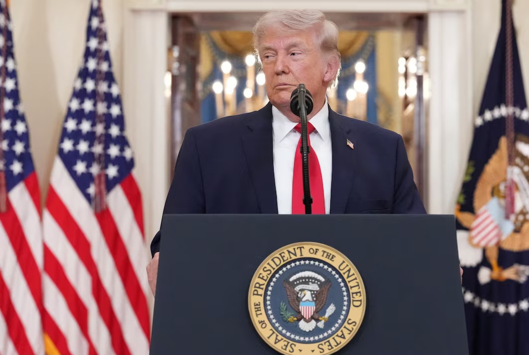 Trump Issues Stern Warning to Iran After Pilot Rescue, Vows Action Over Leaks and “Propaganda”