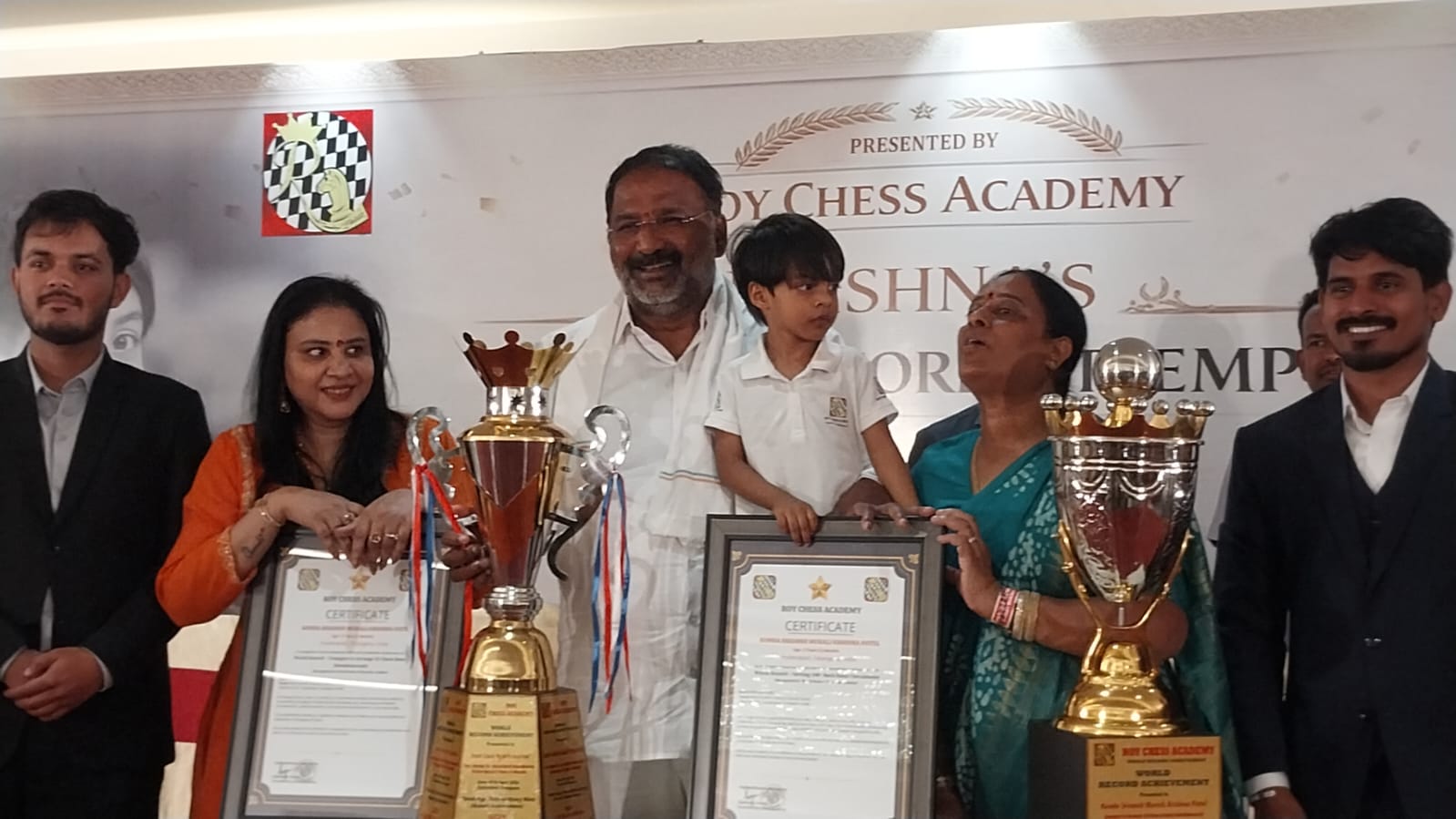 Minister Vakiti Srihari congratulated young talent Shriyansh for setting a Guinness record in chess.