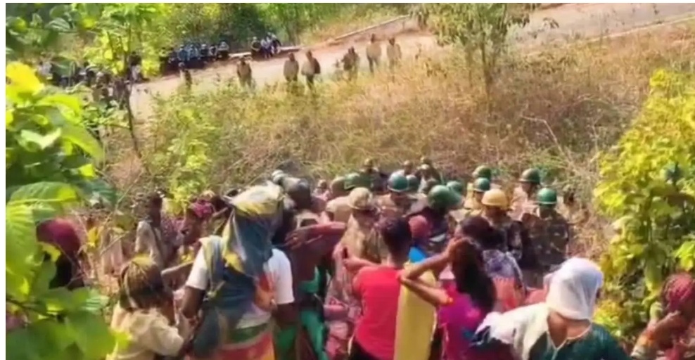 Violence Erupts at Vedanta Mine Site; Over Dozen Injured in Worker-Police Clash