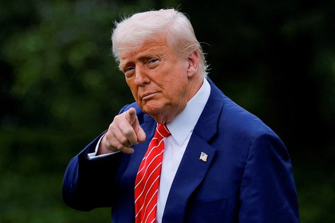 ⚡ Trump Issues 50% Tariff Threat Over Iran Arms Support