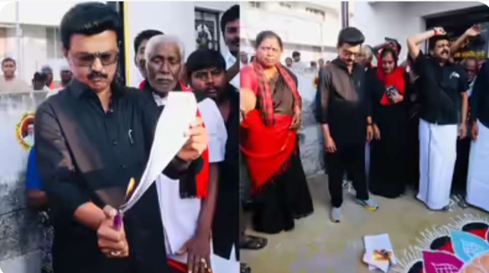 DMK Erupts in Protest Over Delimitation Bill, Copies Burnt in Chennai