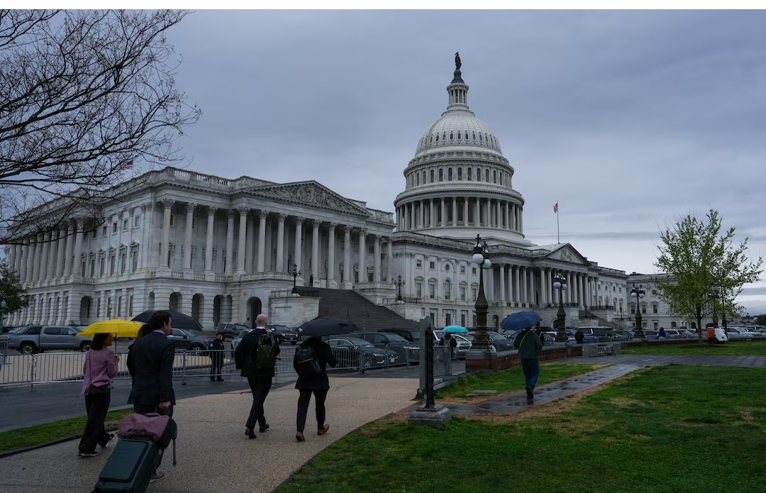 House Rebukes Trump Immigration Policy, Extends Protection for 350K Haitians