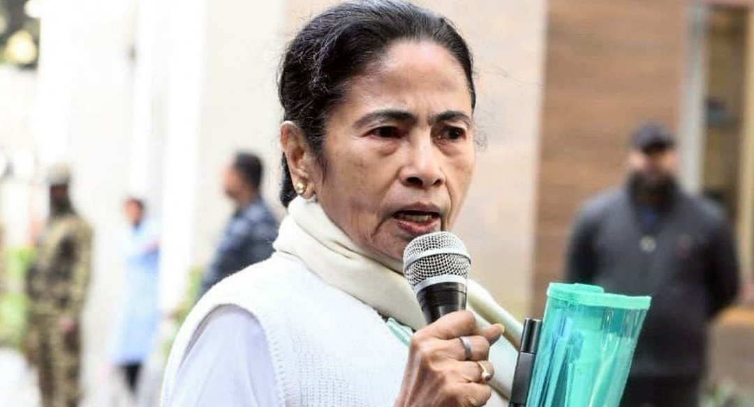 🔥 “Stop Jumping the Gun!” — Mamata Banerjee Blasts Media, Takes Swipe at BJP Amid Poll Heat
