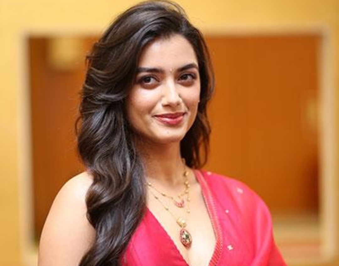 🎬 Bhagyashri Borse ‘Seyon’ First Look Unveiled on Her Birthday
