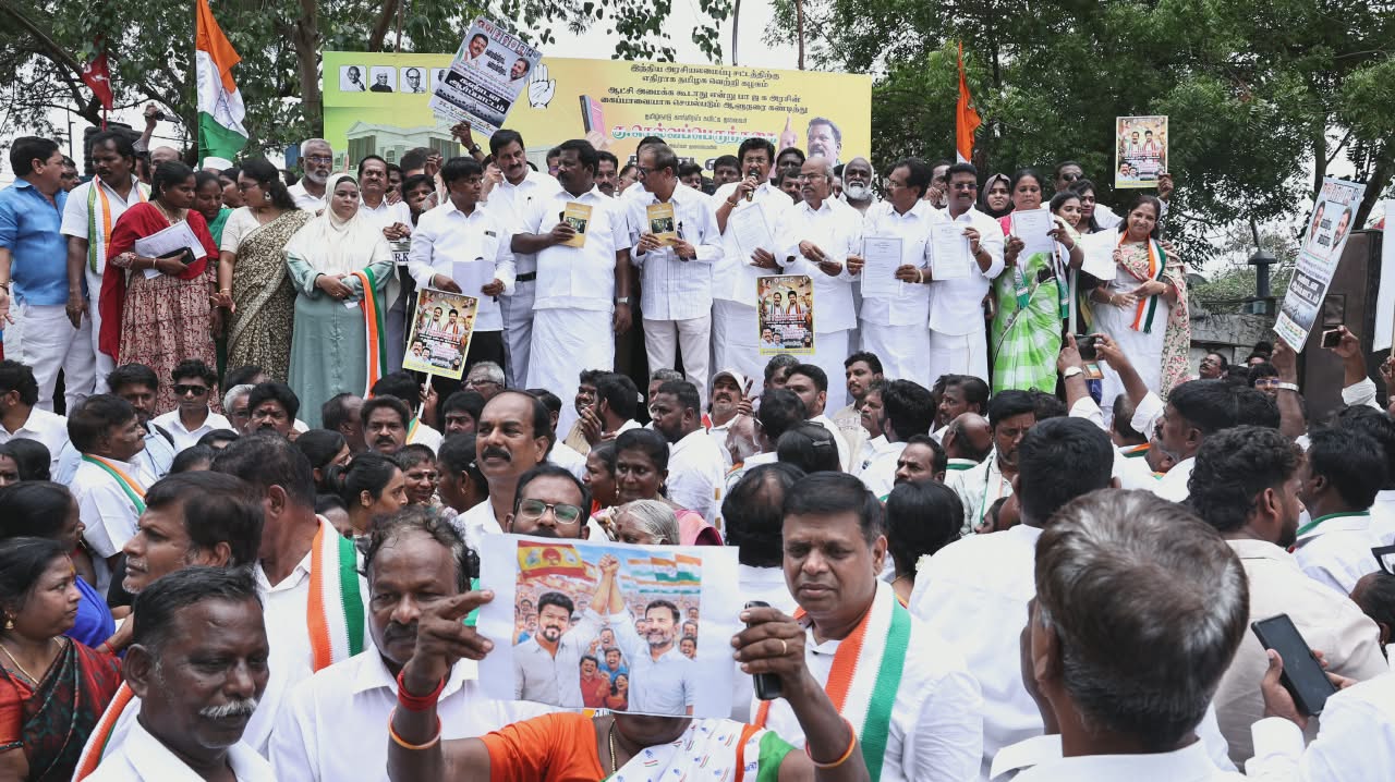 Congress Protests Against BJP, Governor in Chennai Over Tamil Nadu Government Formation Row