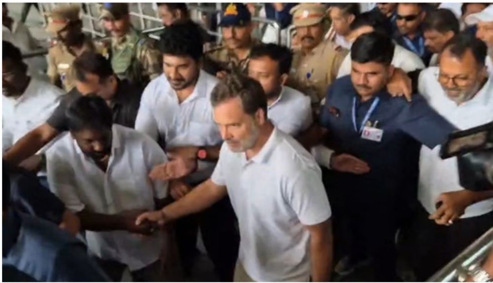 Rahul Gandhi Arrives in Chennai for Vijay’s Historic Swearing-In as Tamil Nadu Chief Minister