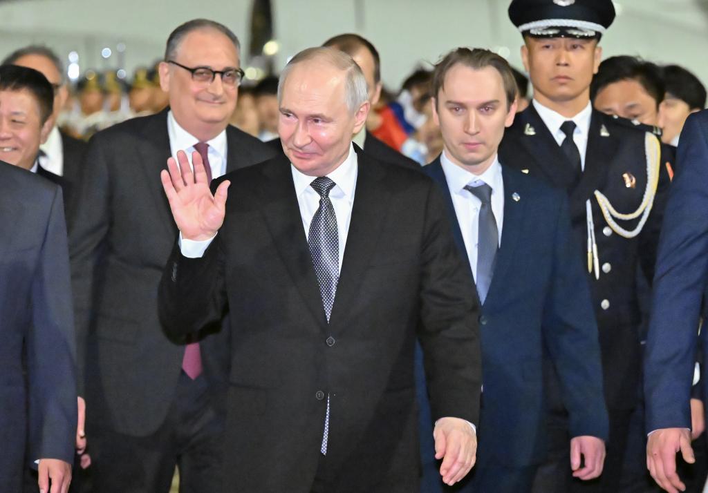Putin Arrives in Beijing for Key Talks with Xi Jinping