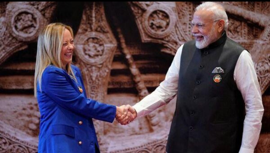 PM Modi Meets Giorgia Meloni at Rome’s Iconic Colosseum; Boost to India–Italy Ties