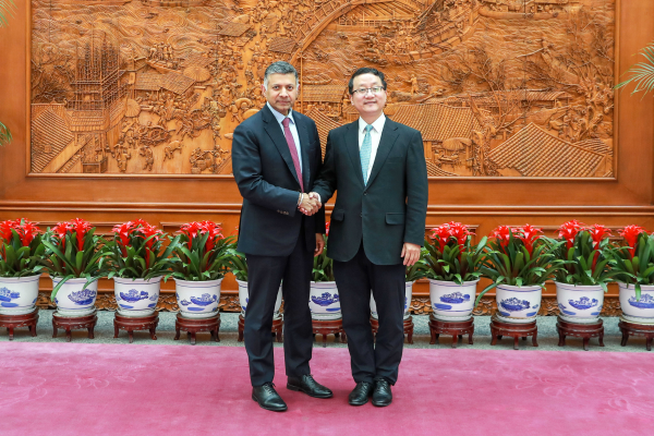 China Signals Fresh Push to Strengthen Ties as New Indian Ambassador Meets Senior Diplomat