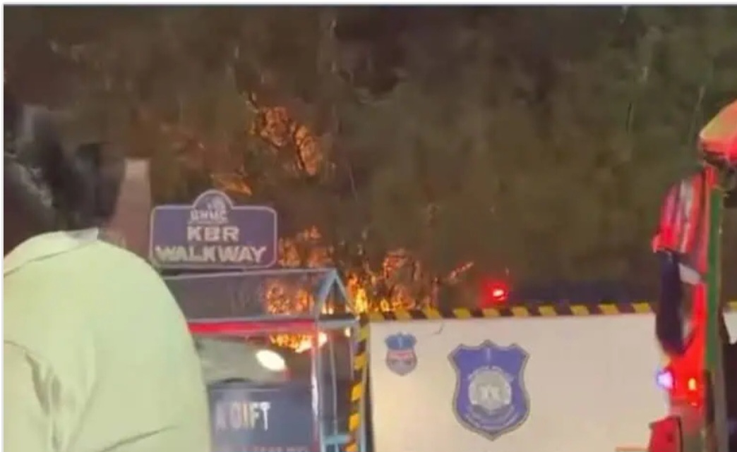 Hyderabad Boils Under Blazing Heat, Fire Breaks Out at KBR Park Triggering Panic