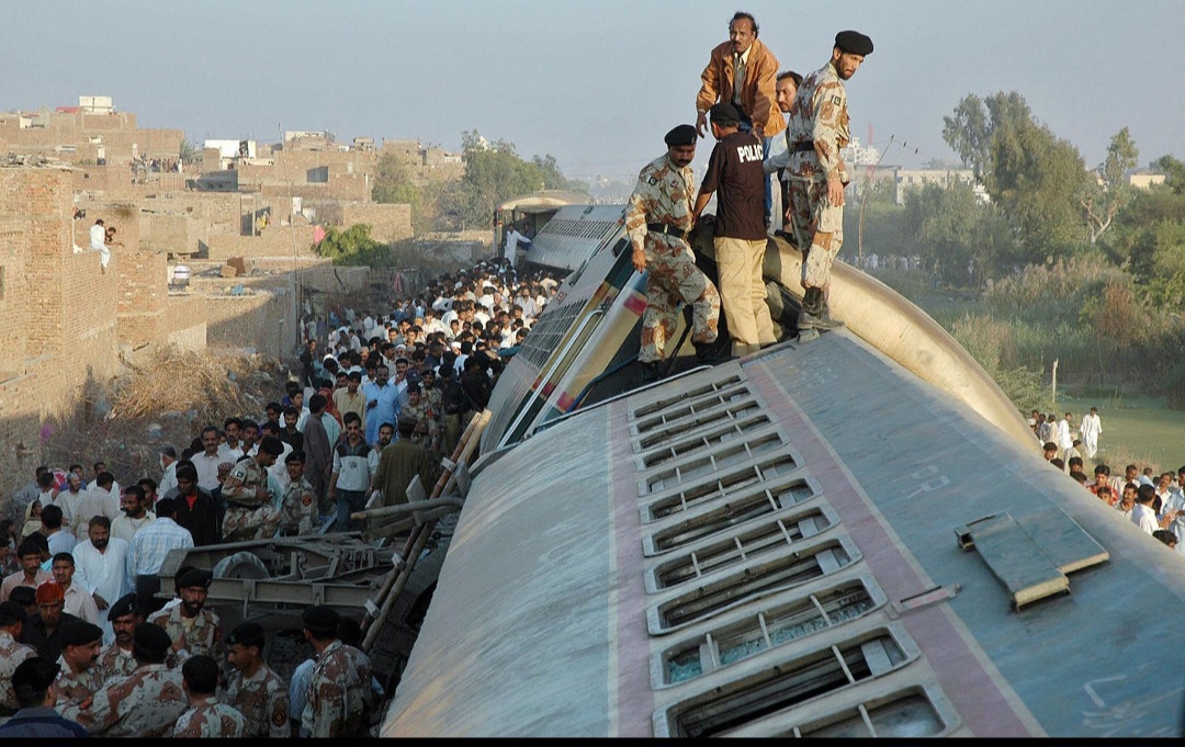 🚨 DEADLY TRAIN ATTACK IN PAKISTAN 🚨 Terror Strike in Balochistan Targets Train: 30 Killed, Over 100 Injured
