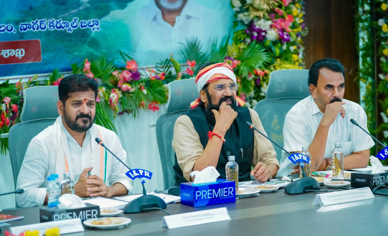 CM Revanth Reddy Directs Speedy Completion of Irrigation Projects in Combined Mahabubnagar District