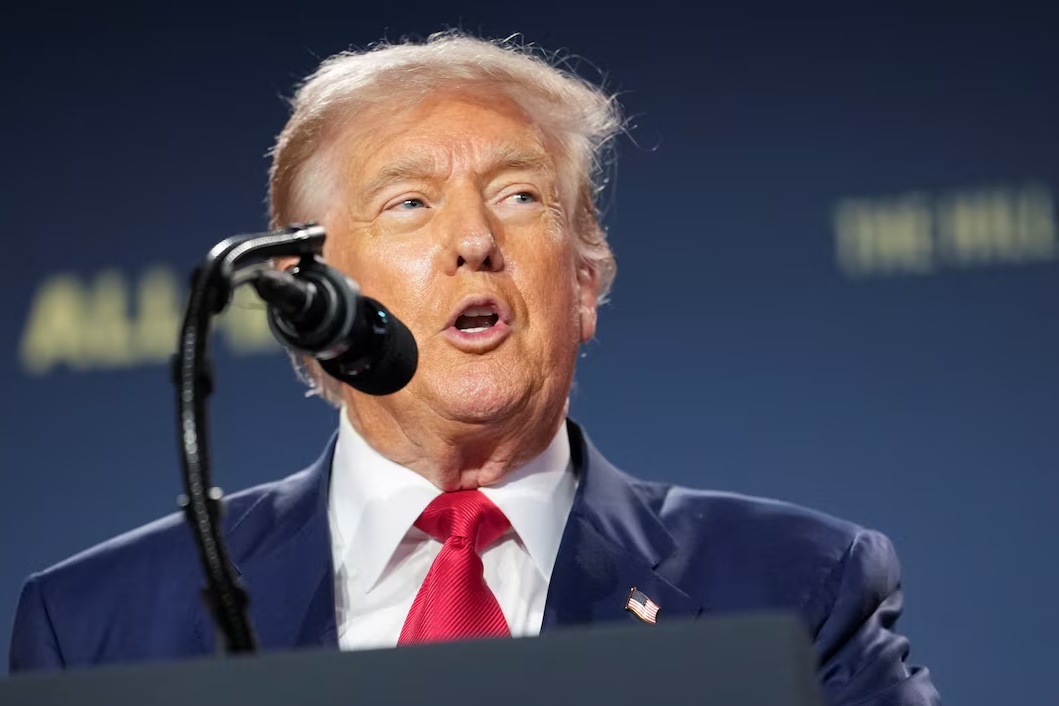 Trump Urges Netanyahu to Show Restraint, Avoid Retaliation Against Iran
