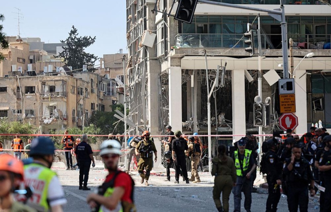 Trump Pushes Pause Button as Israel-Iran Hostilities Ease