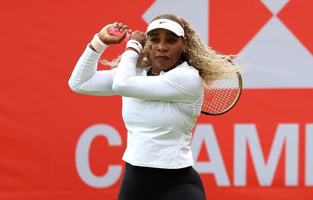 Serena Williams Wins First Competitive Match After Four-Year Absence at Queen’s Club