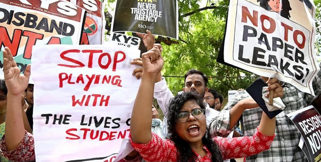 NEET Effect...India Temporarily Suspends Telegram Access Amid Exam Leak Fears