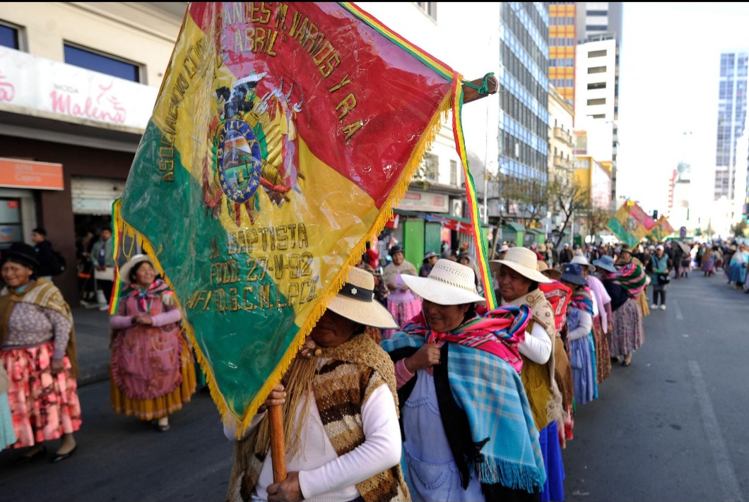 Bolivian Unions Escalate Pressure on Government Amid Weeks of Unrest