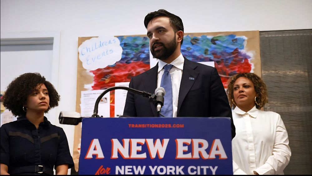 Knicks Owner Takes Aim at NYC Mayor During Championship Event