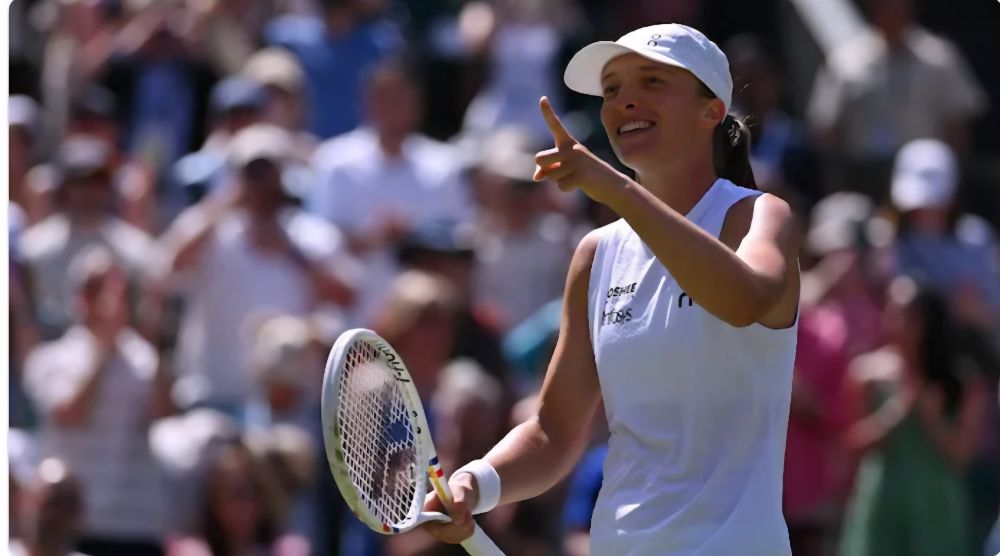 Wimbledon 2026: Swiatek Advances, De Minaur and Fritz March Into Third Round