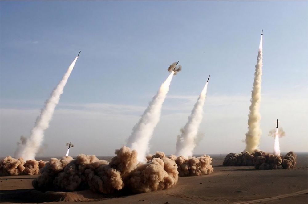 Gulf on Edge as Iran Retaliates After US Strikes, Bahrain and Kuwait Put on Alert