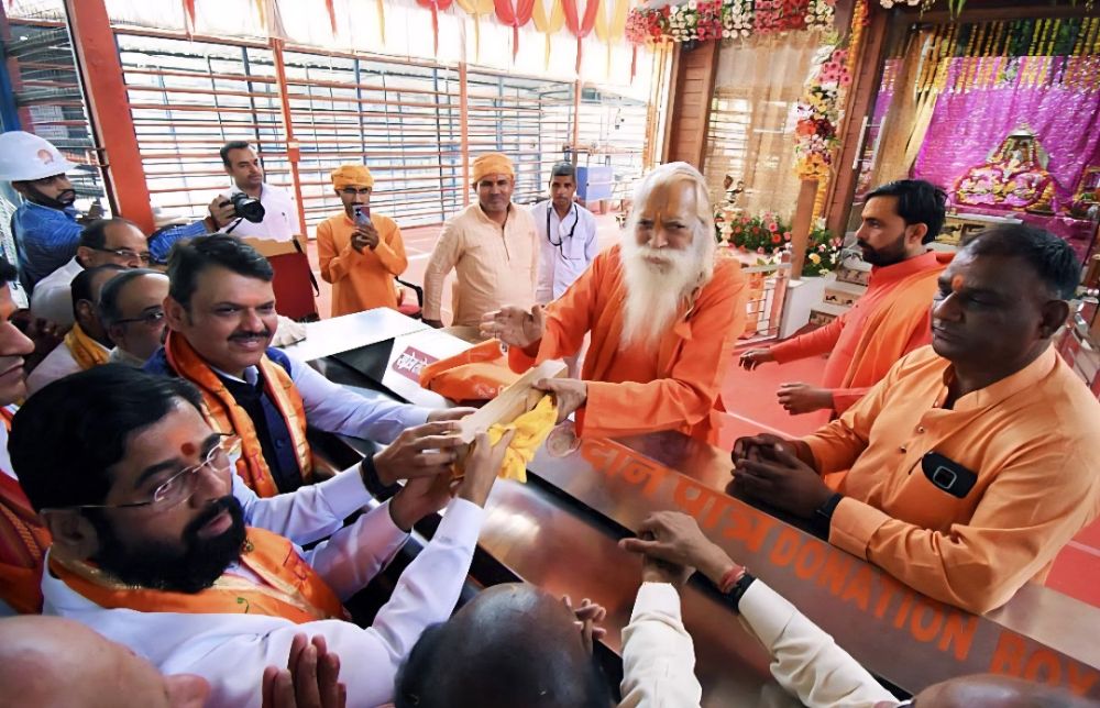Donation Counter Staff Exit Ayodhya Ram Temple Over Work Pressure