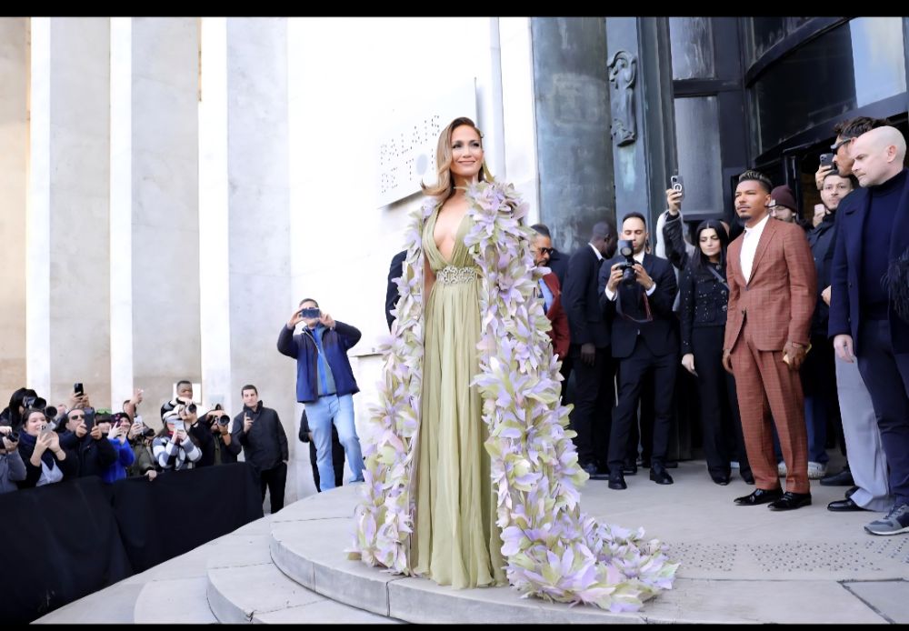 Jennifer Lopez Reveals Her Secret to Looking Stunning — It's All About the Dress