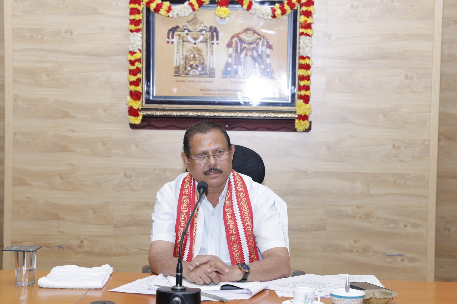 Srisailam Temple EO Reviews Devotee Facilities, Stresses Better Amenities and Cleanliness