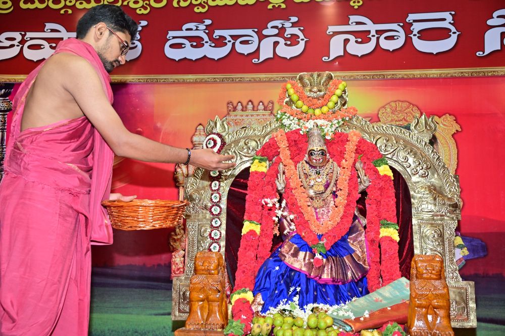 Ashada Sare Celebrations Draw Massive Devotee Turnout at Kanaka Durga Temple