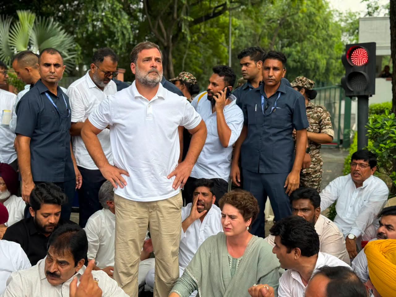 Congress Stages Protest in Delhi Over Police Action Against NEET Leak Demonstrators