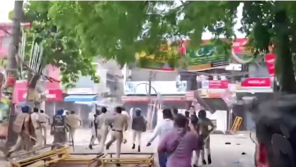 Policeman Suspended After Firing During Student Protest; Youth Agitation Intensifies Across India