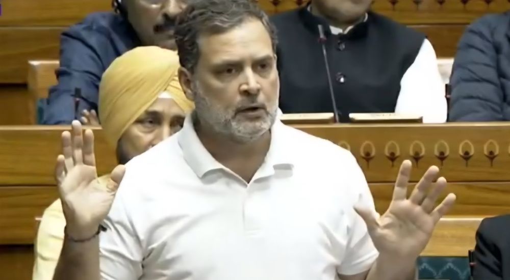 "Amit Shah is scared" .. Rahul Gandhi makes sensational allegations in Lok Sabha, uproar in the house.