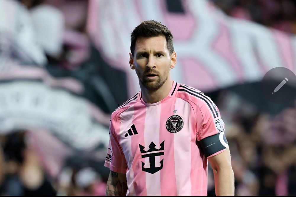 Lionel Messi Takes Indefinite Break From Football After Father’s Death: Football World Stunned
