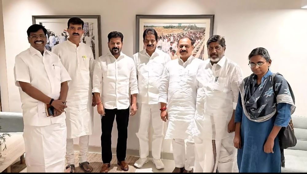 Telangana Politics: Preparations for Cabinet Reshuffle Underway! Key Meeting in Delhi on September 3.. What is in store for Konda Surekha?