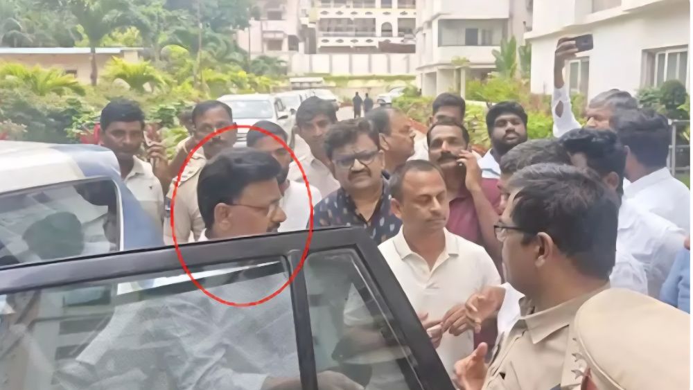 Court Accepts Remand Report, Grants Bail to Two BRS MLCs in Speaker Remarks, Police Assault Case