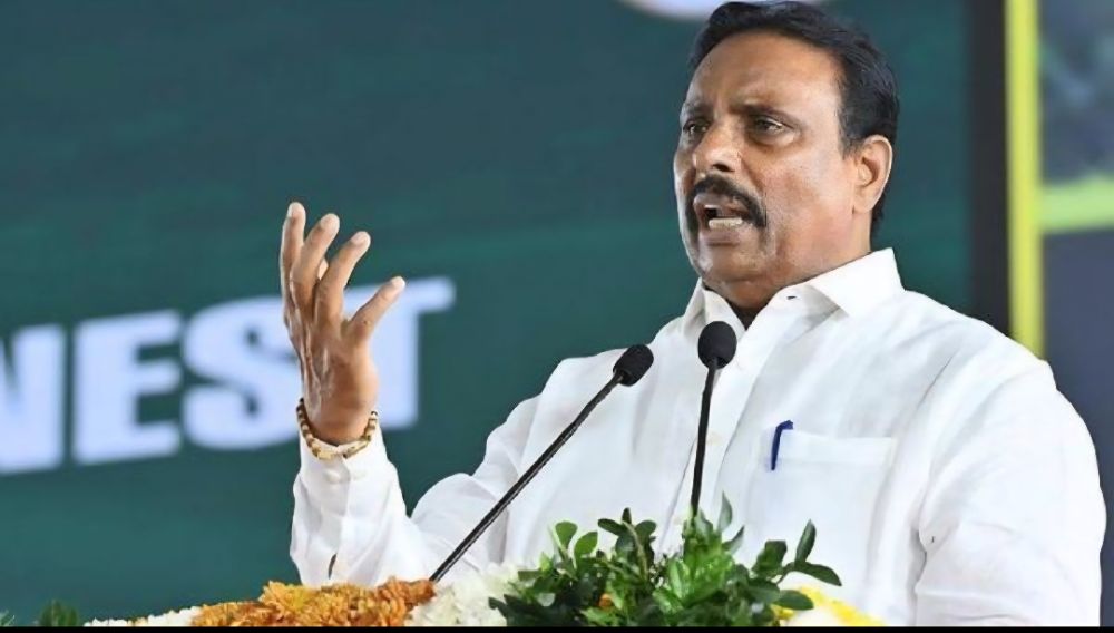 Is the Bipole Heat in Khairatabad Favorable for Congress?